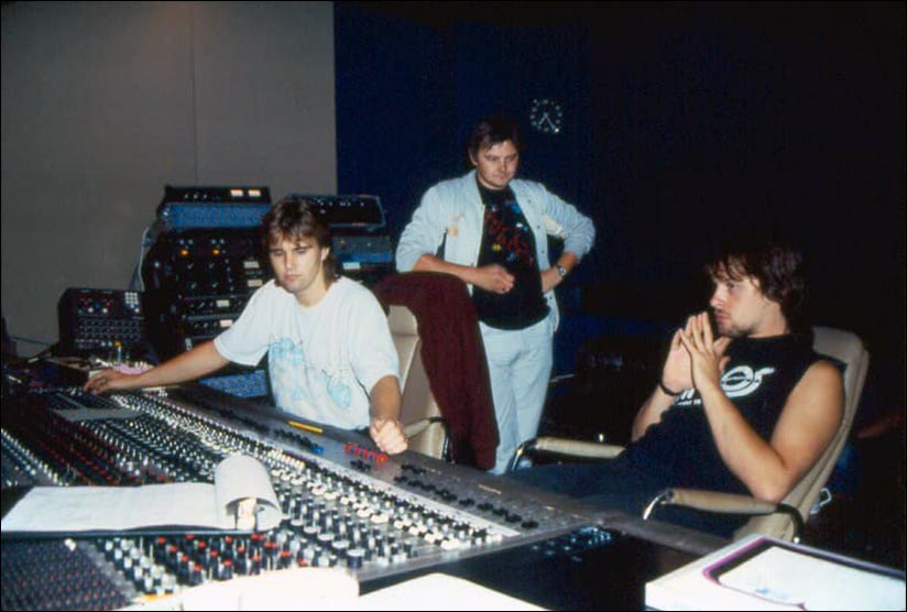 Marquee Studios, London - 1984: Simon Hanhart, John Arnison and Steve Rothery - Photo by Simon Hanhart